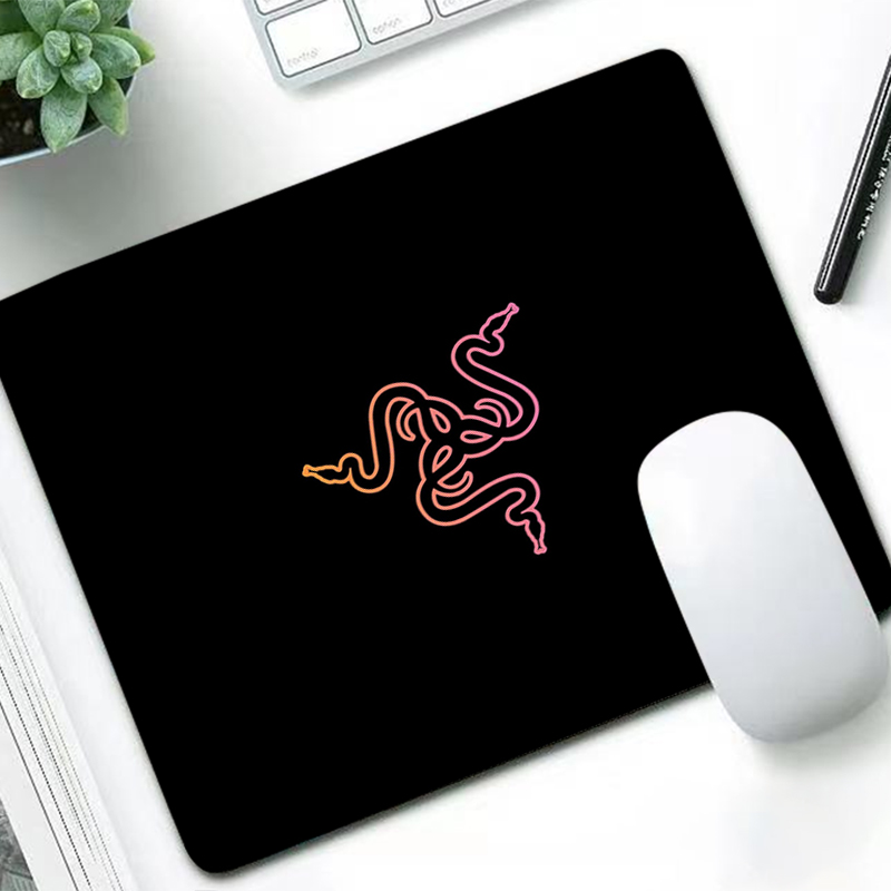 Razer Luxury Mouse Pad Anime G - Good Laptop Accessories review and price